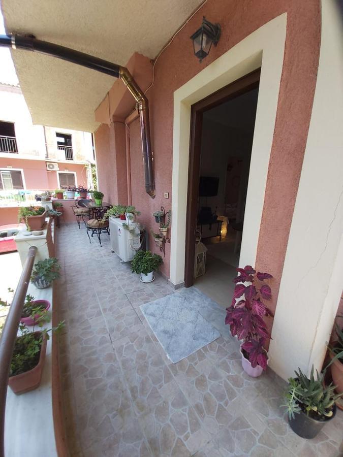 Eugenia Apartment Pérama Kültér fotó