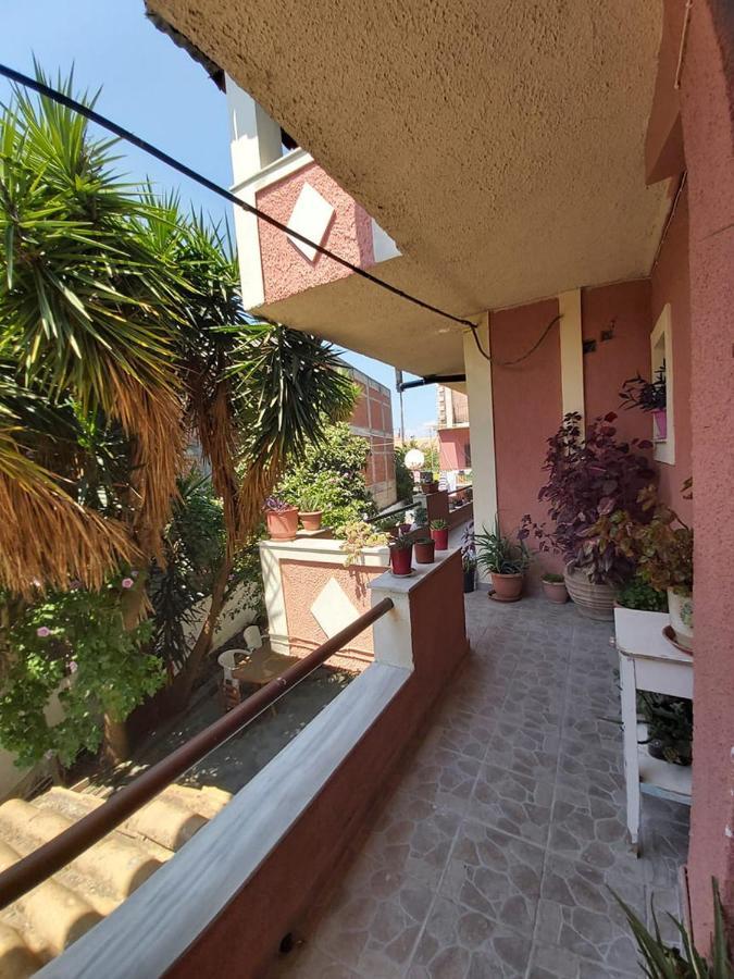 Eugenia Apartment Pérama Kültér fotó